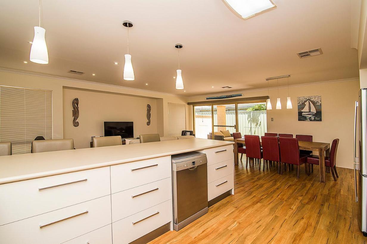 Busselton Holiday Home Extérieur photo